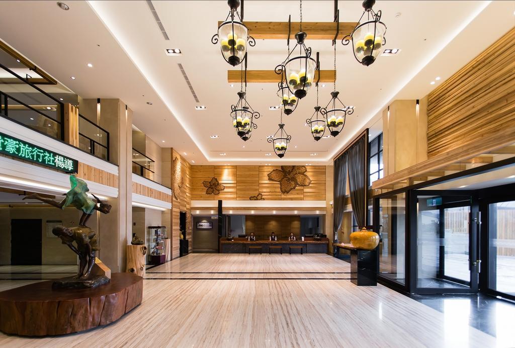 Chiayi Oriental Pearl International Hotel Fanlu Exterior photo