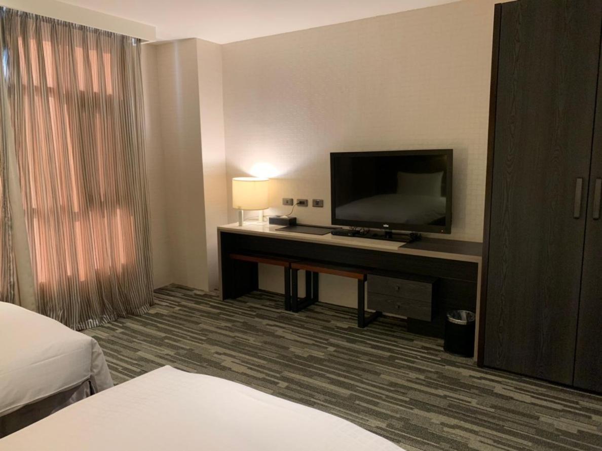Chiayi Oriental Pearl International Hotel Fanlu Exterior photo