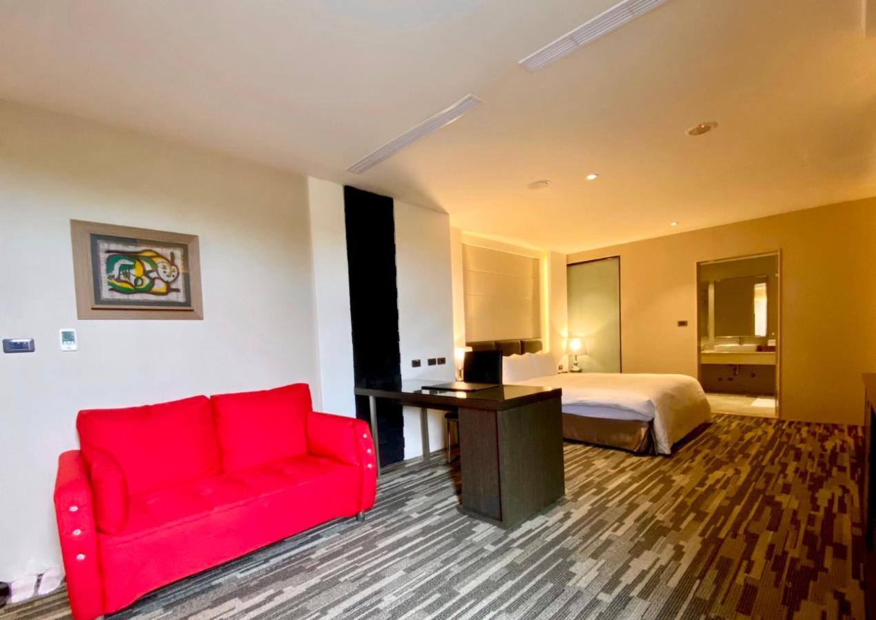 Chiayi Oriental Pearl International Hotel Fanlu Exterior photo